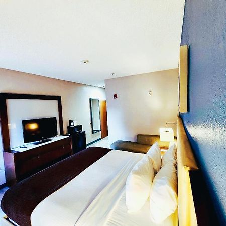 Baymont By Wyndham Hinesville Fort Stewart Area Esterno foto