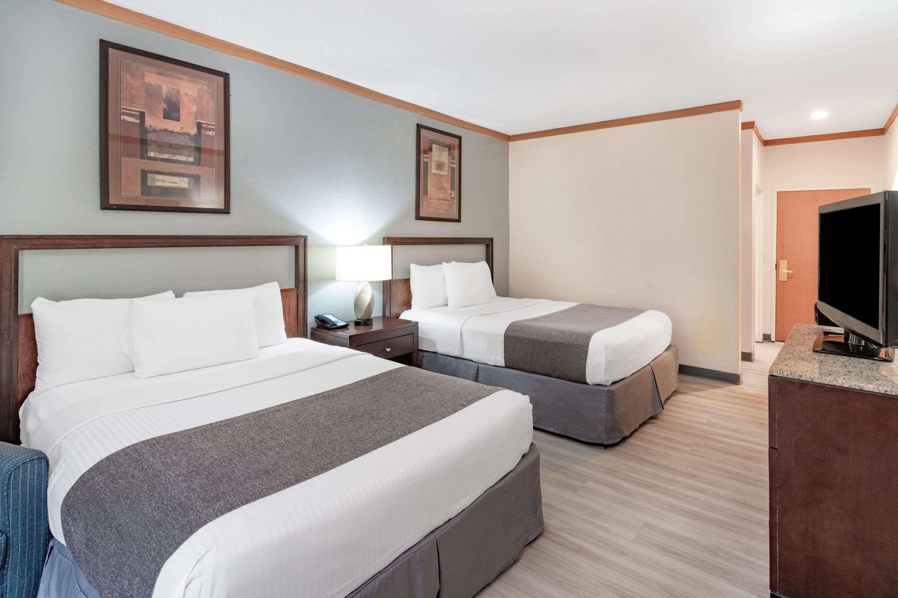 Baymont By Wyndham Hinesville Fort Stewart Area Esterno foto