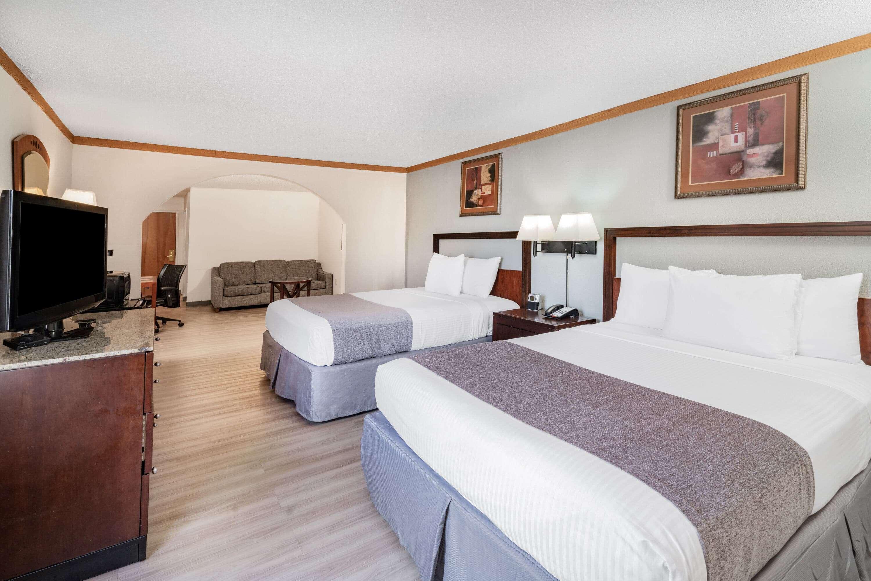 Baymont By Wyndham Hinesville Fort Stewart Area Esterno foto