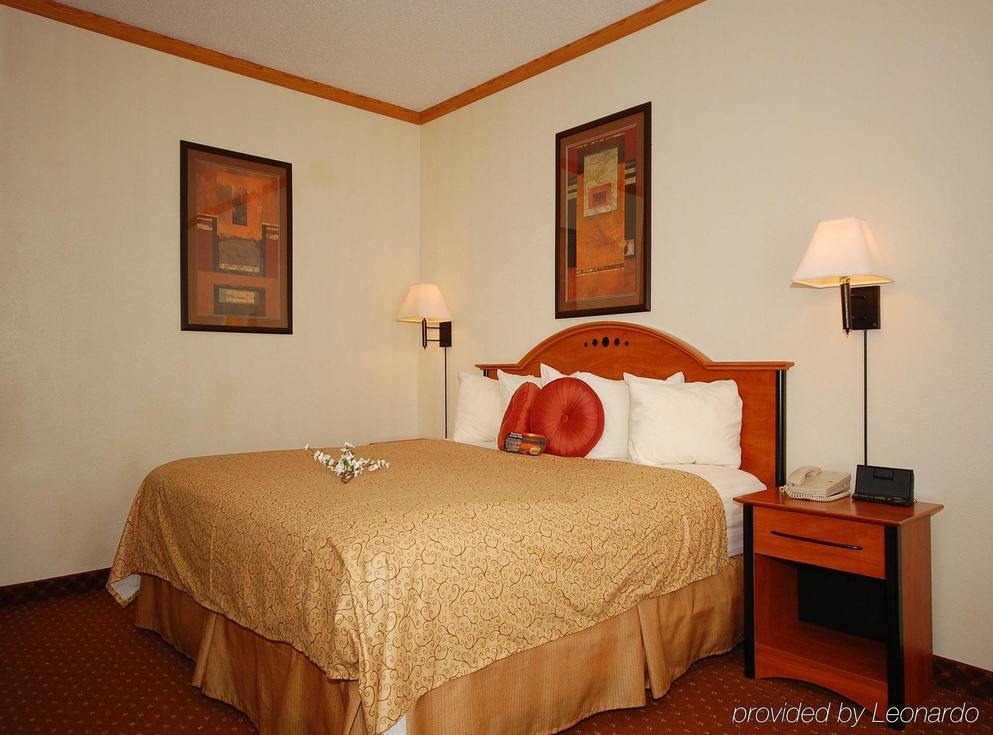 Baymont By Wyndham Hinesville Fort Stewart Area Camera foto