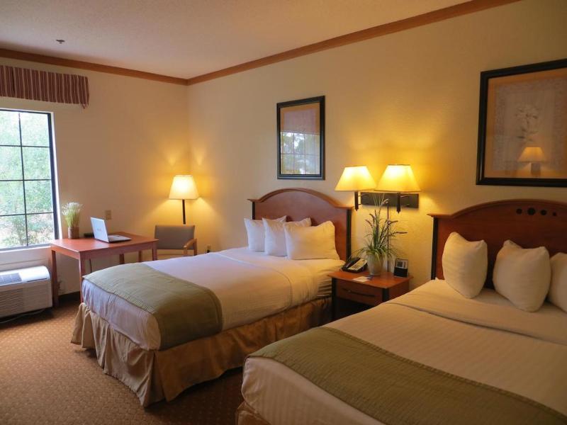 Baymont By Wyndham Hinesville Fort Stewart Area Esterno foto