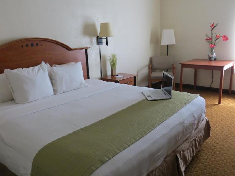 Baymont By Wyndham Hinesville Fort Stewart Area Esterno foto