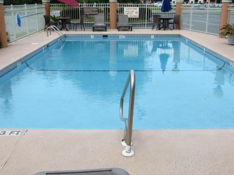 Baymont By Wyndham Hinesville Fort Stewart Area Esterno foto
